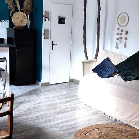 L'Appartement 7 - Centre Ville-Parking-Tv-Wifi Tarbes Bagian luar foto