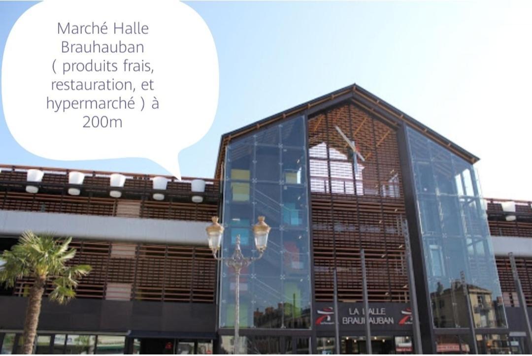 L'Appartement 7 - Centre Ville-Parking-Tv-Wifi Tarbes Bagian luar foto