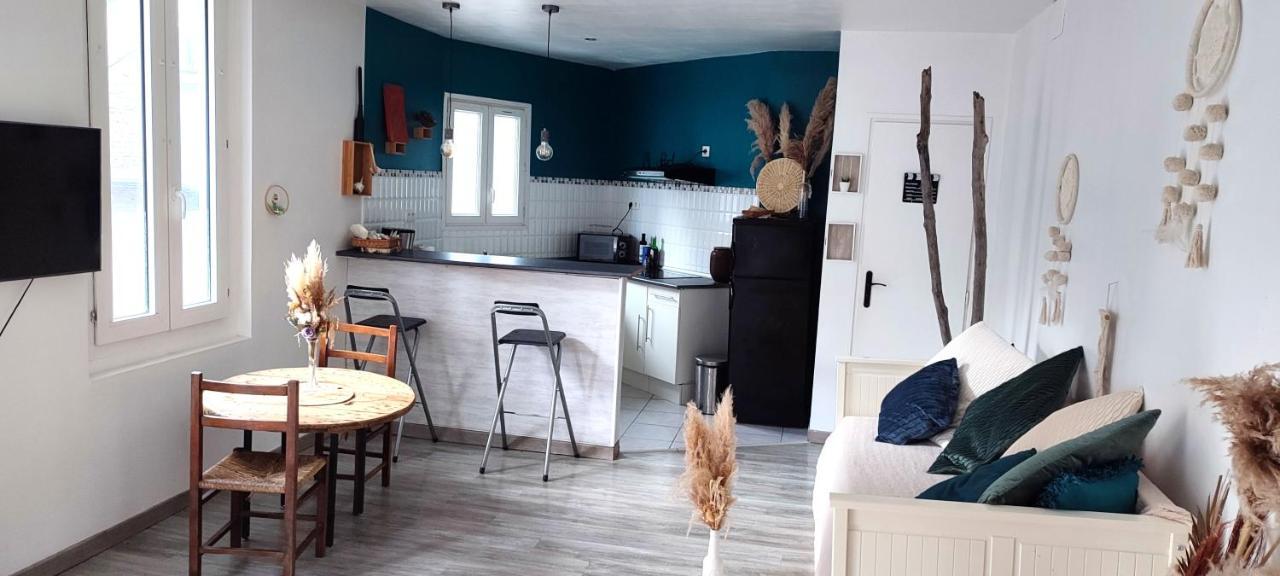 L'Appartement 7 - Centre Ville-Parking-Tv-Wifi Tarbes Bagian luar foto