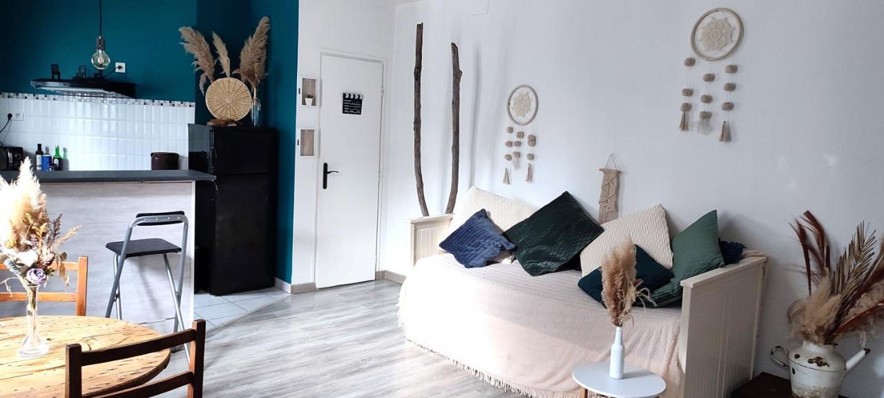 L'Appartement 7 - Centre Ville-Parking-Tv-Wifi Tarbes Bagian luar foto